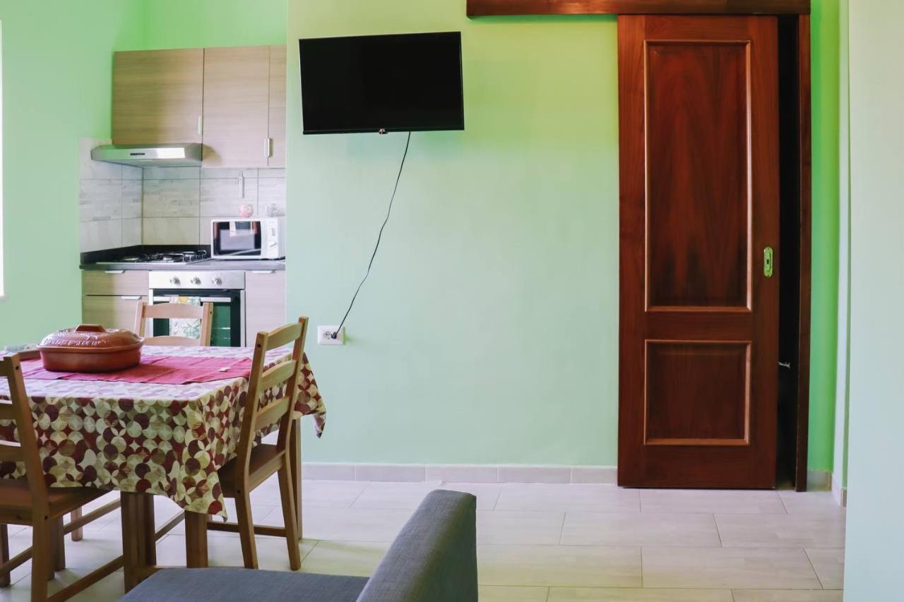 Aros holiday-Caroline apartment Pompeya Exterior foto